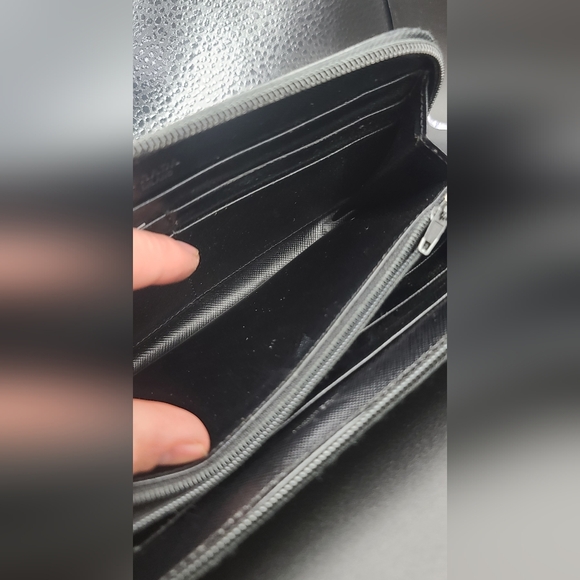 Prada wallet - Picture 13 of 15